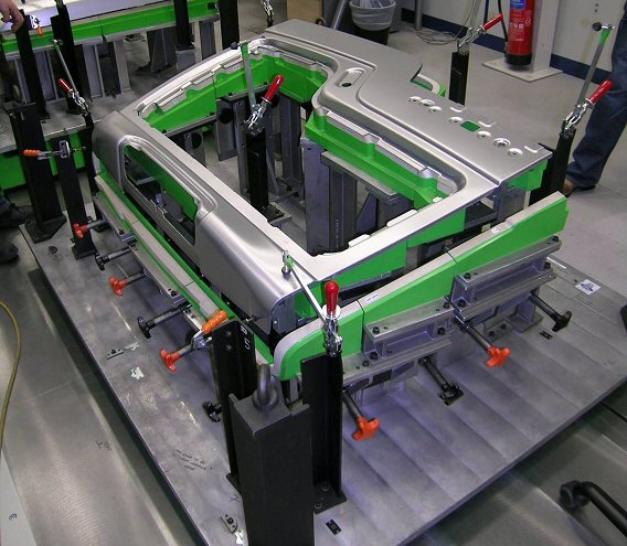 Image of eol holding fixture